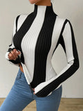 Women's Autumn/Winter Classic Black and White Contrast Vertical Stripe Knit Top, Slim Fit, Body-hugging Inner Layer Shirt