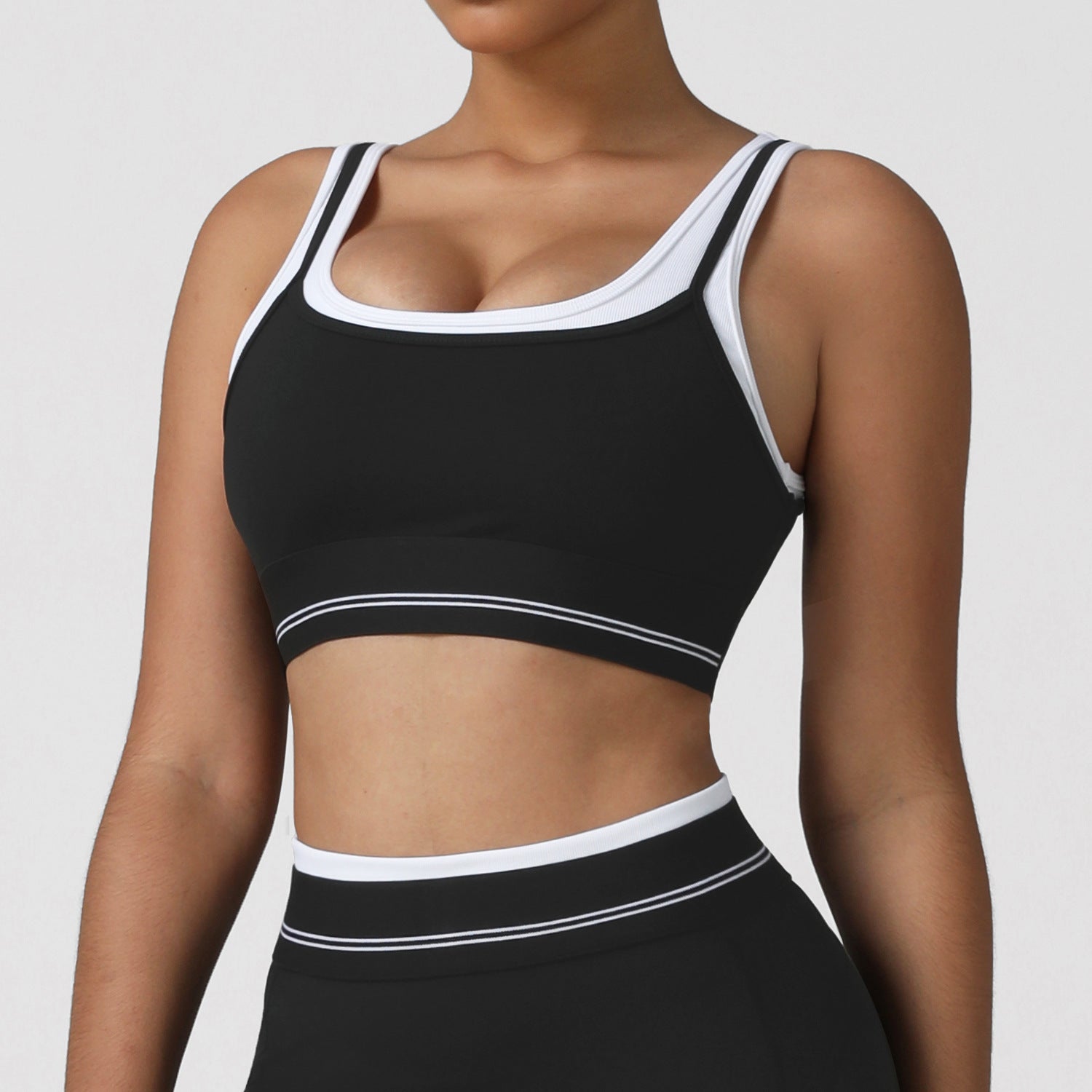 Sports Bra with Padded Support, Yoga Bra for Women, Fitness Vest with Built-in Pads, Workout Top with Fixed Padding